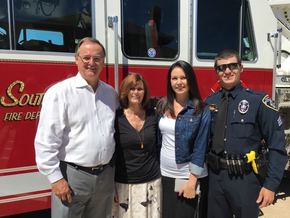 Bob and Donna Sewell with family 2016